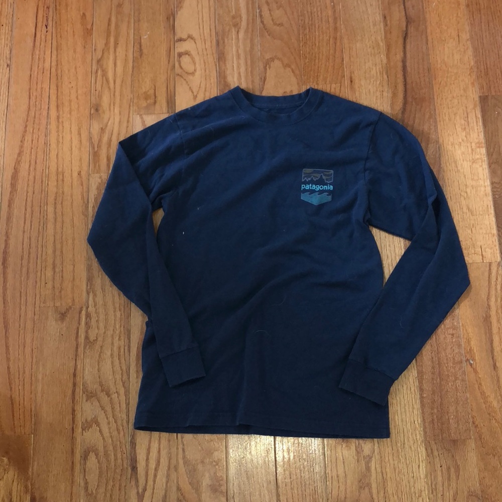 Navy Patagonia long sleeve men’s size xs